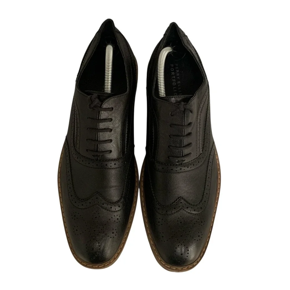 Perry Ellis Portfolio 